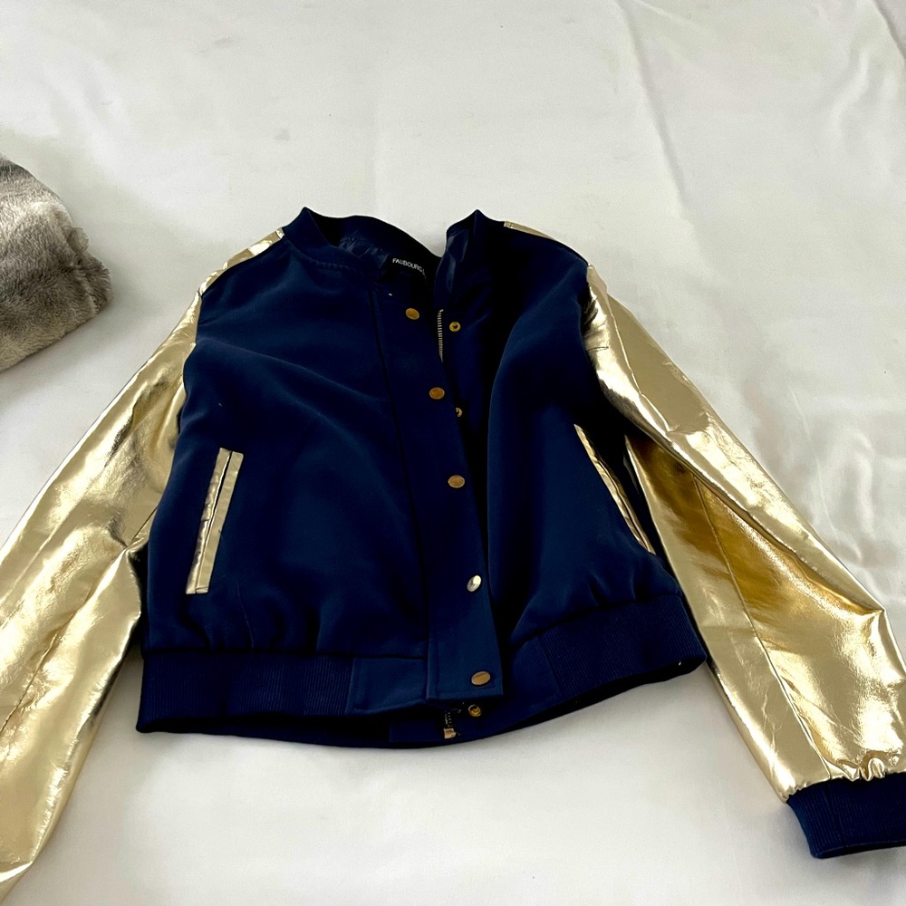 Womens size s, faubourg du temple jacket!